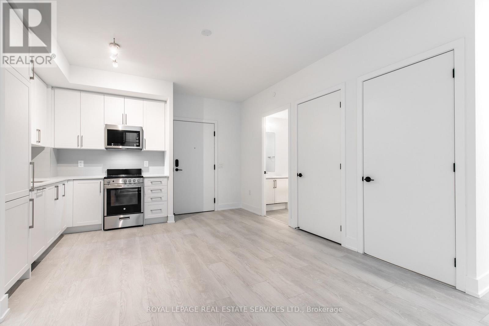 325 - 2450 Old Bronte Road, Oakville, Ontario L6M 5P6 - Photo 3 - W13657546