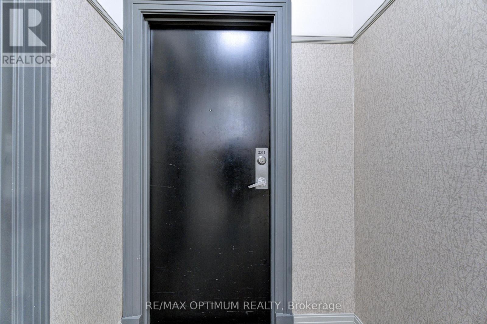 2511 - 388 Prince Of Wales Drive, Mississauga, Ontario  L5B 0A1 - Photo 3 - W13657696