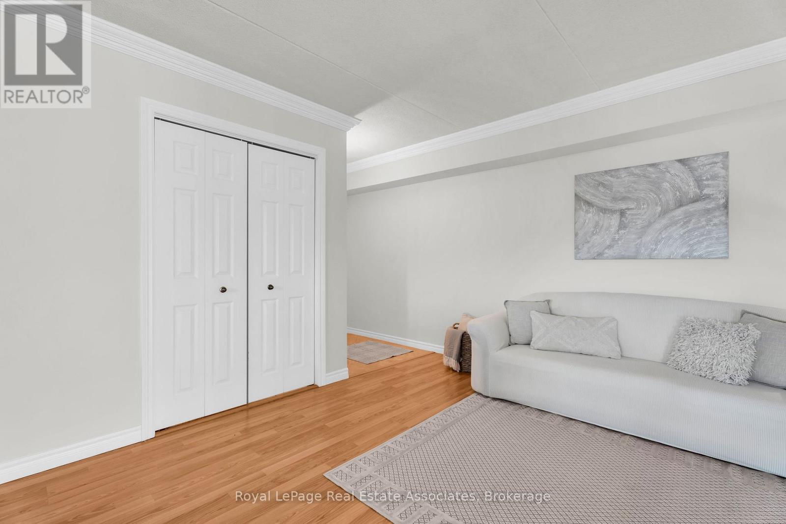 311 - 4003 Kilmer Drive, Burlington, Ontario  L7M 4M1 - Photo 4 - W13657714
