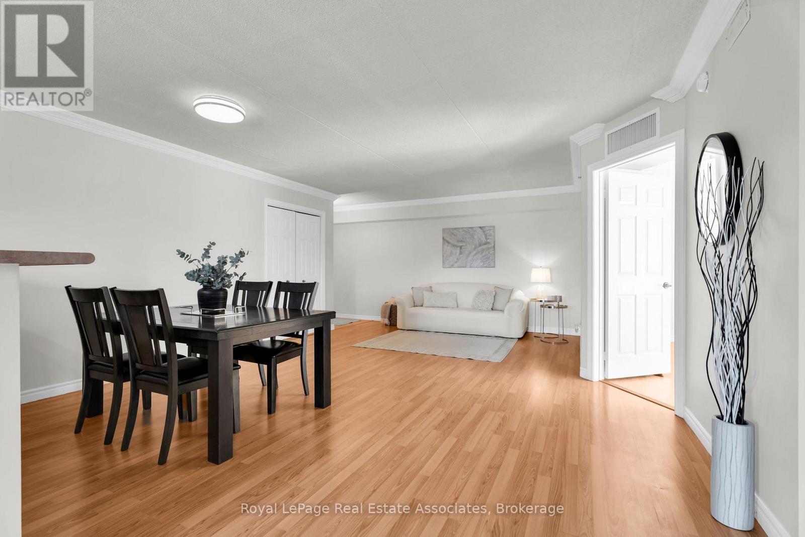 311 - 4003 Kilmer Drive, Burlington, Ontario  L7M 4M1 - Photo 7 - W13657714