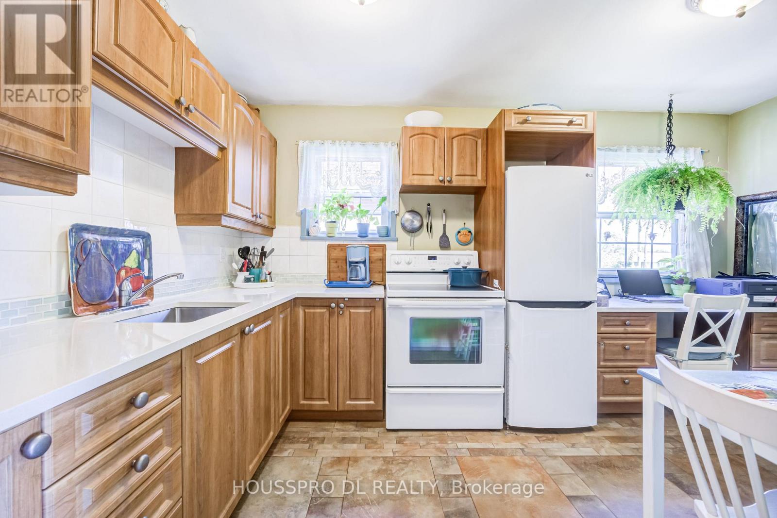 42 Chalfont Road, Toronto, Ontario  M9W 3S5 - Photo 10 - W13657760