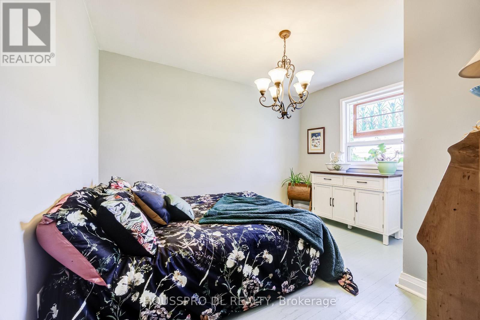 42 Chalfont Road, Toronto, Ontario  M9W 3S5 - Photo 13 - W13657760