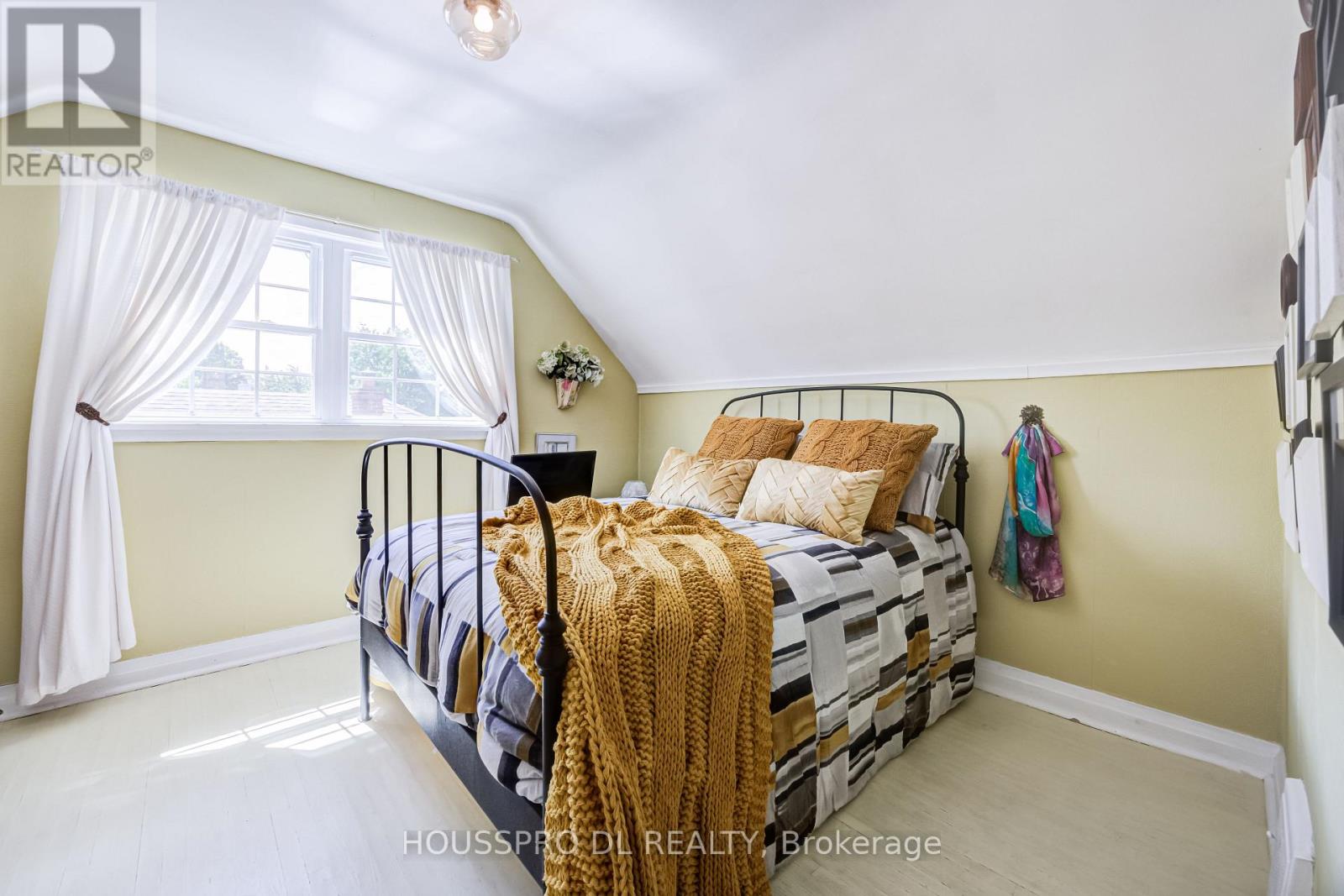 42 Chalfont Road, Toronto, Ontario  M9W 3S5 - Photo 16 - W13657760