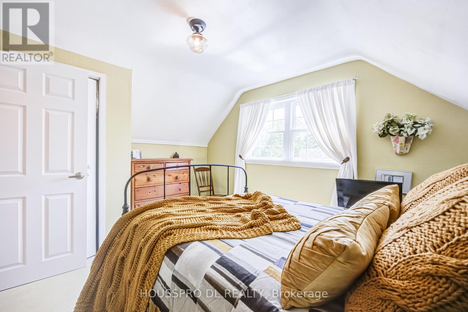 42 Chalfont Road, Toronto, Ontario  M9W 3S5 - Photo 17 - W13657760