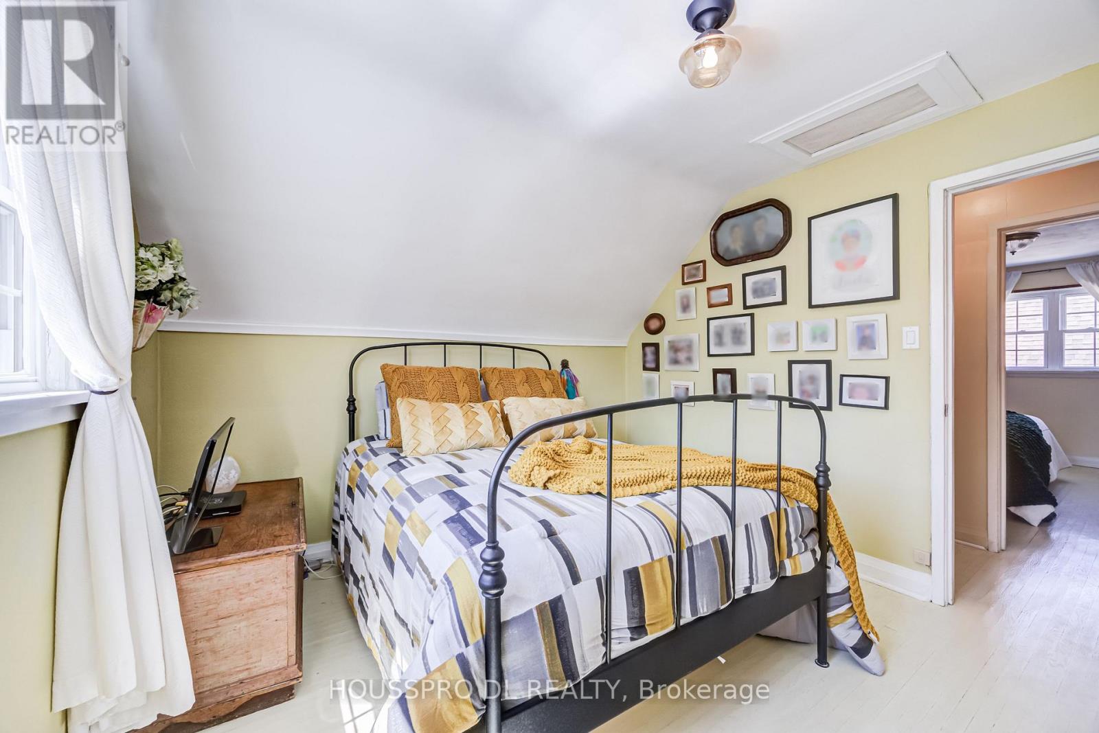 42 Chalfont Road, Toronto, Ontario  M9W 3S5 - Photo 18 - W13657760