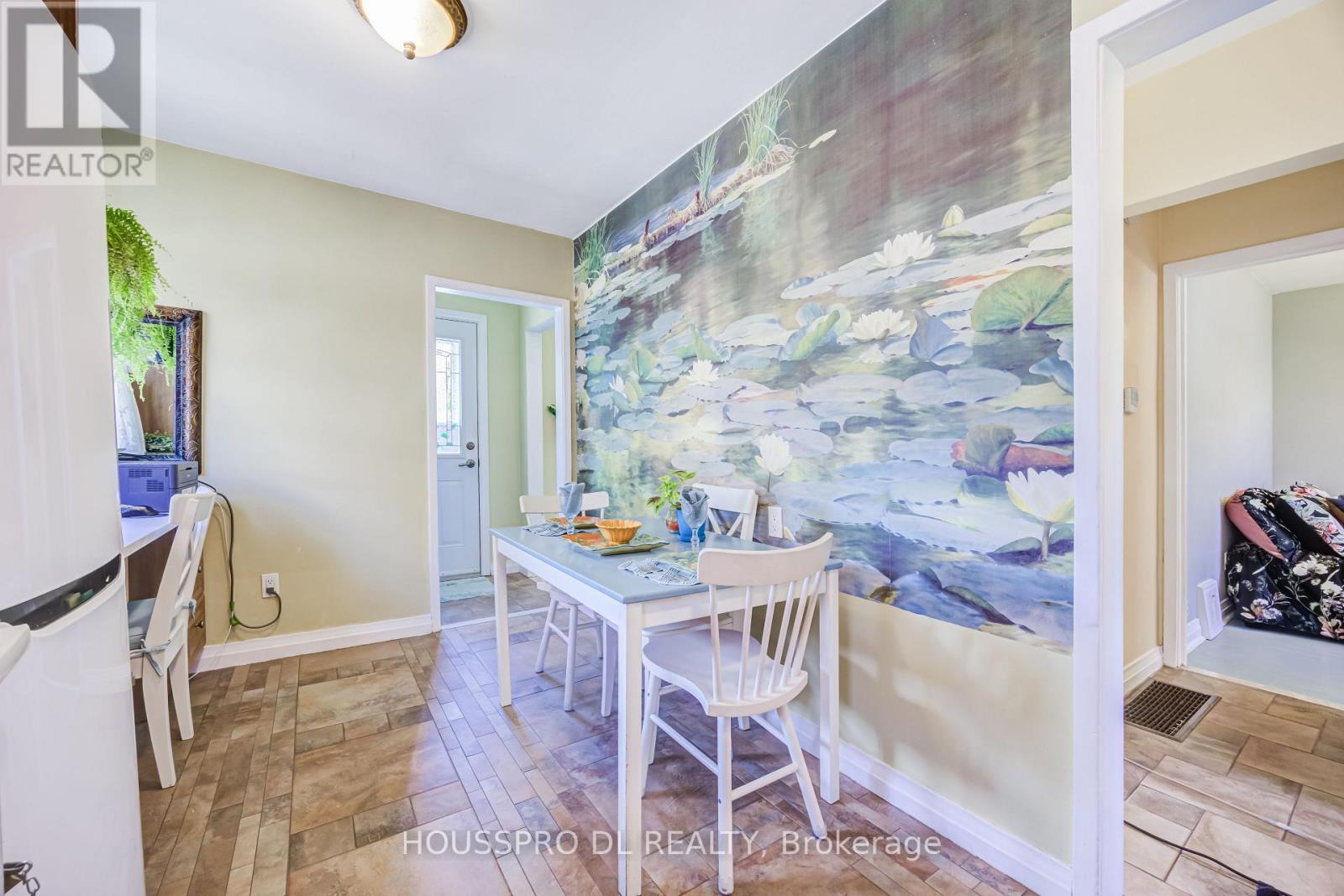 42 Chalfont Road, Toronto, Ontario  M9W 3S5 - Photo 9 - W13657760