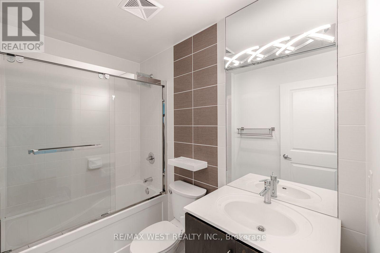 212 - 215 Sherway Gardens Road, Toronto, Ontario  M9C 0A4 - Photo 12 - W13657772