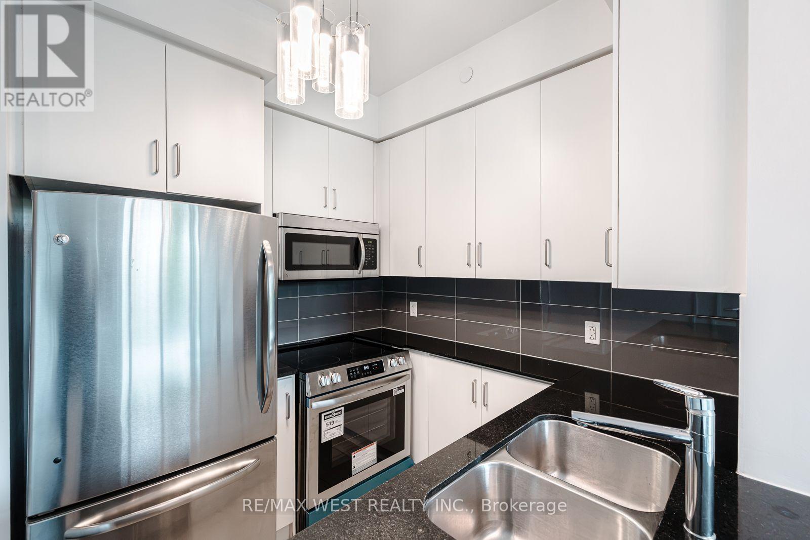 212 - 215 Sherway Gardens Road, Toronto, Ontario  M9C 0A4 - Photo 19 - W13657772