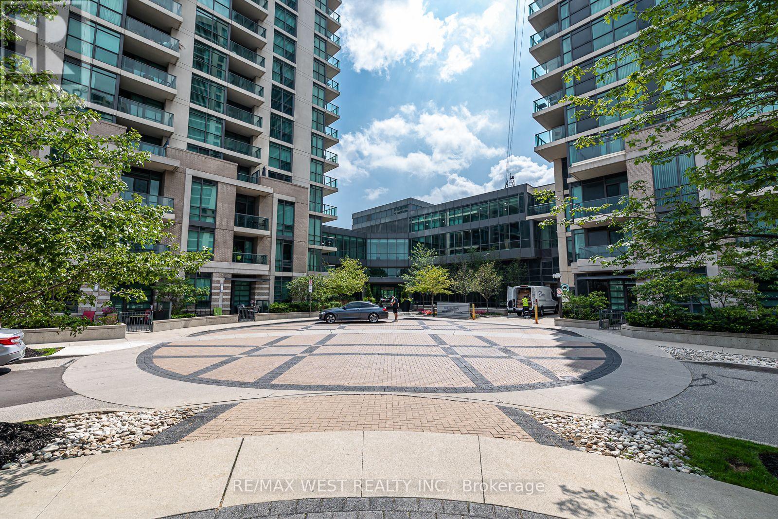 212 - 215 Sherway Gardens Road, Toronto, Ontario  M9C 0A4 - Photo 2 - W13657772