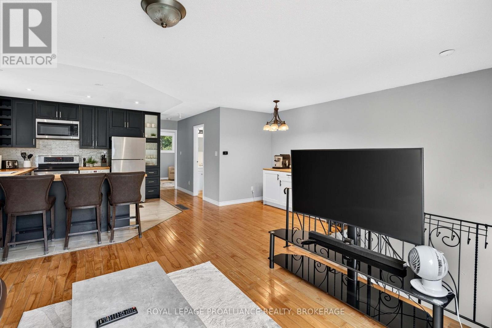 117 Wycliffe Crescent, Kingston, Ontario  K7K 6B3 - Photo 3 - X13657414