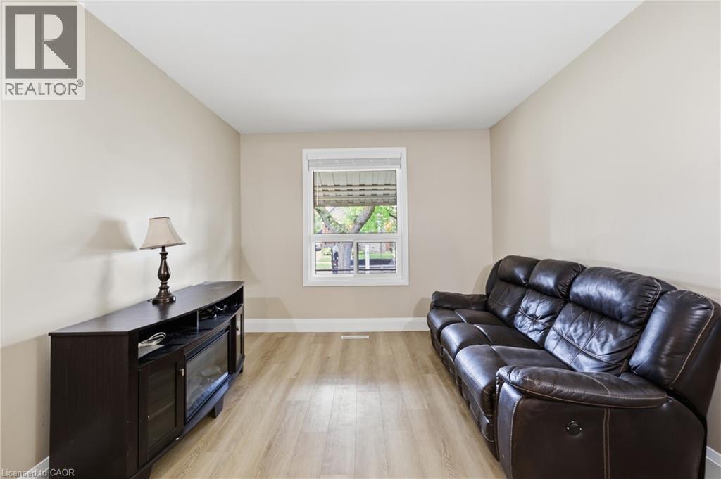 56 Harmony Avenue, Hamilton, Ontario  L8H 4X4 - Photo 12 - 40854638