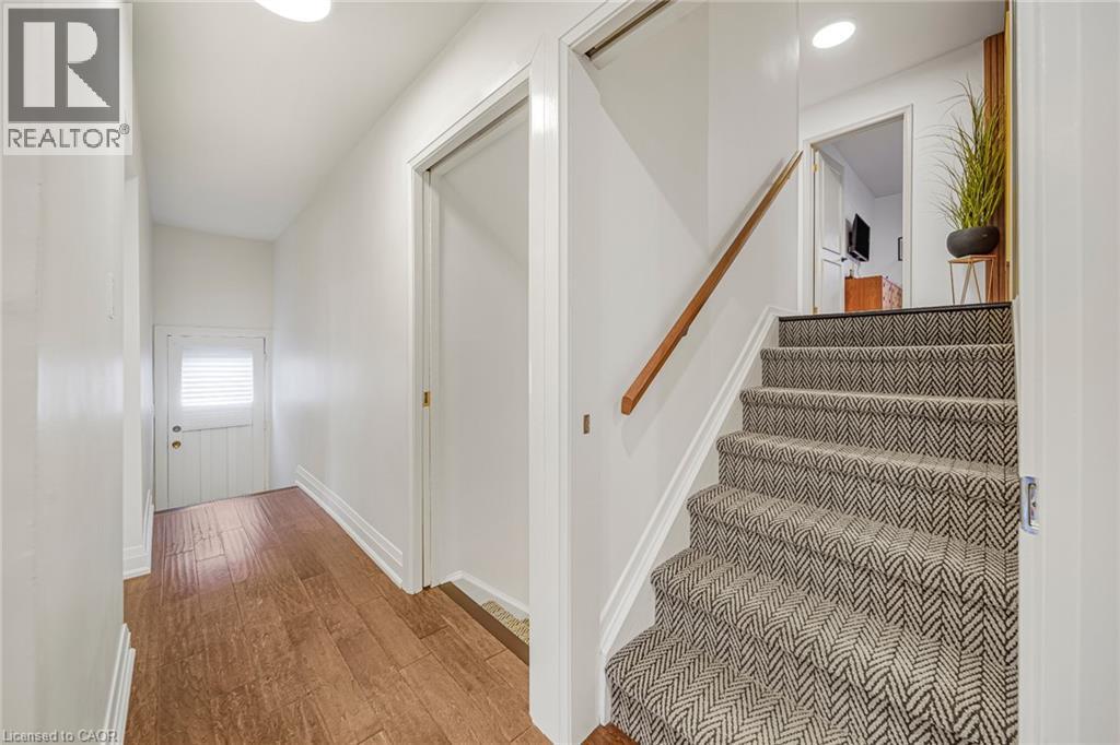 24 Garvey Crescent, Hamilton, Ontario  L8K 3X1 - Photo 19 - 40853835