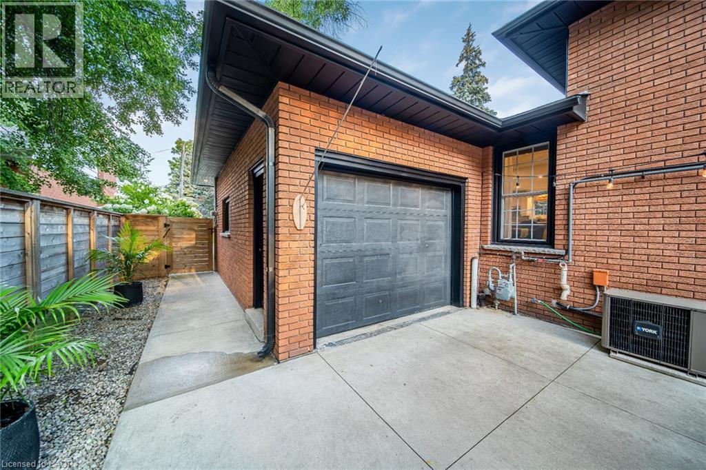 24 Garvey Crescent, Hamilton, Ontario  L8K 3X1 - Photo 30 - 40853835