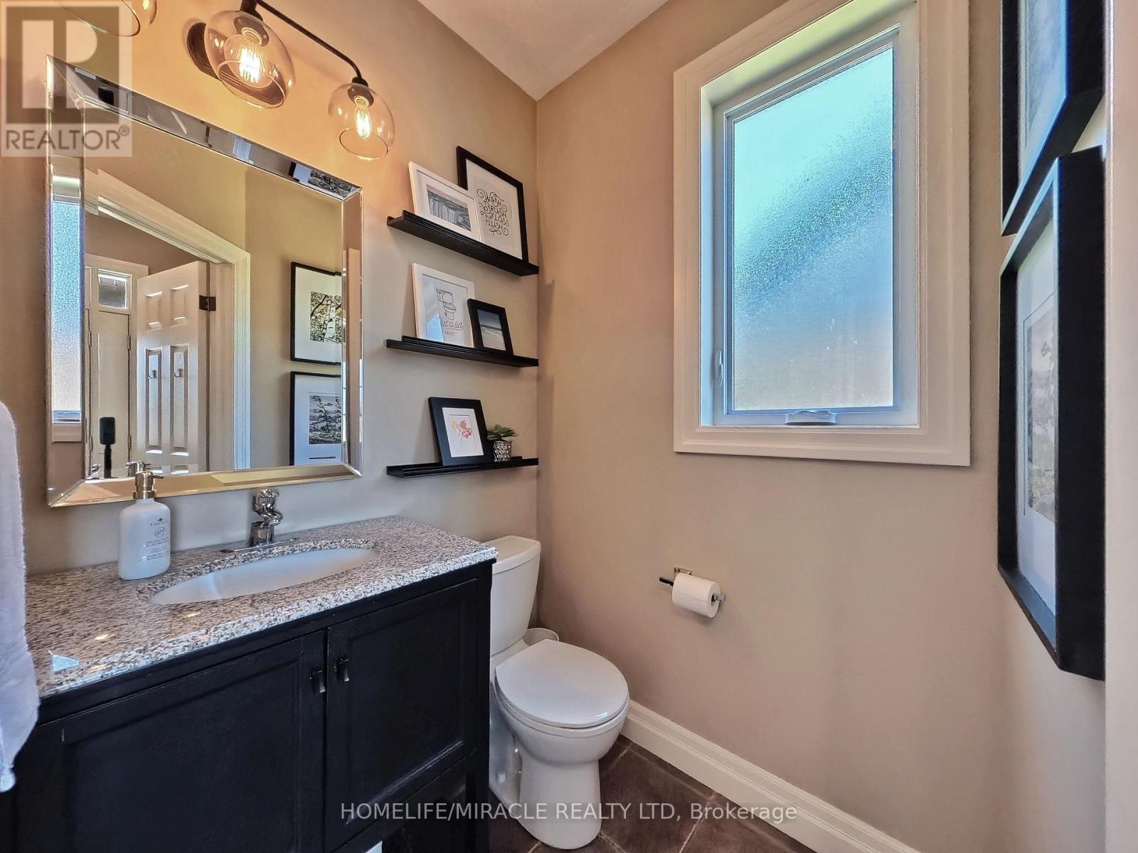 913 Valebrook Court, Kitchener, Ontario  N2A 0E5 - Photo 8 - X13657656