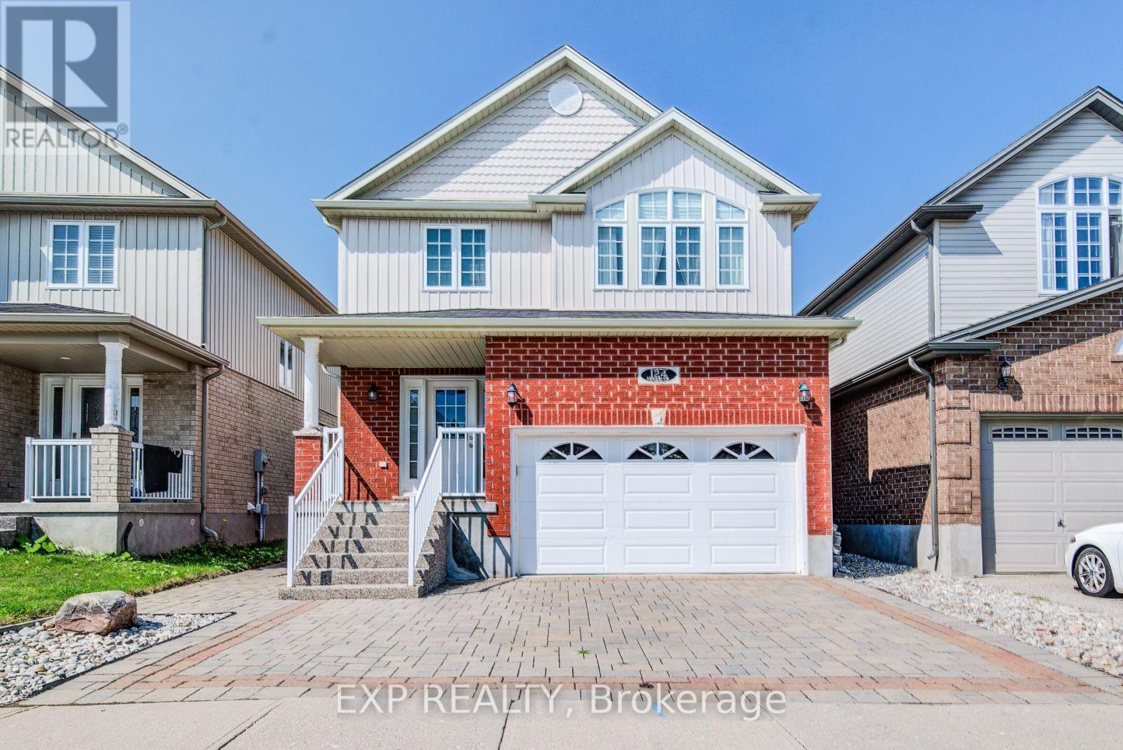 124 UDVARI CRESCENT, Kitchener, Ontario