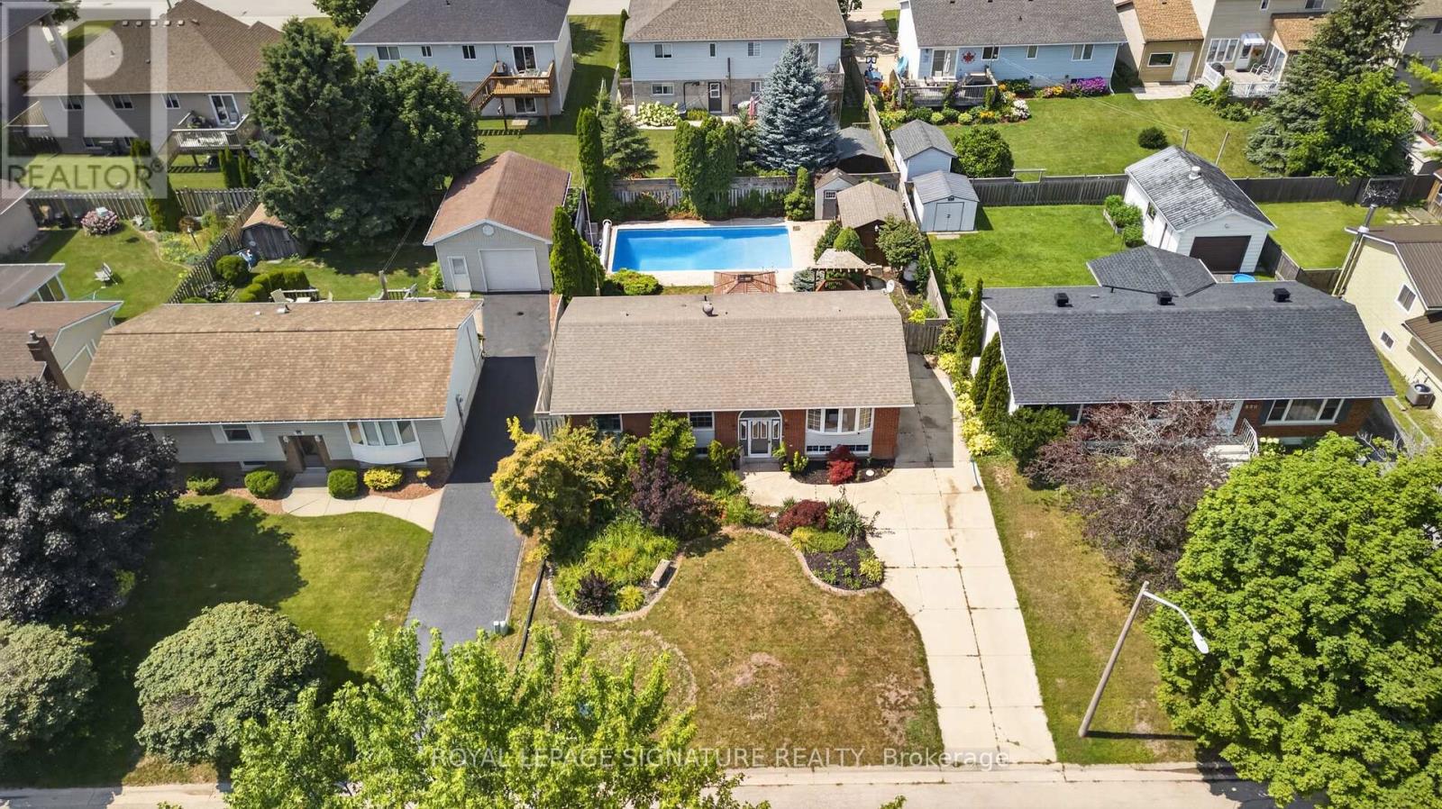 644 Scott Street, Kincardine, Ontario  N2Z 1V6 - Photo 2 - X13657744