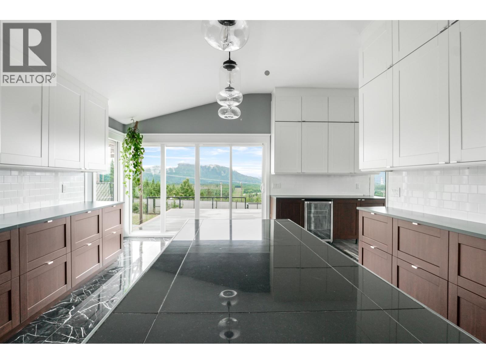 1457 Albatross Avenue, Kitimat, British Columbia  V8C 1P9 - Photo 15 - R3145507