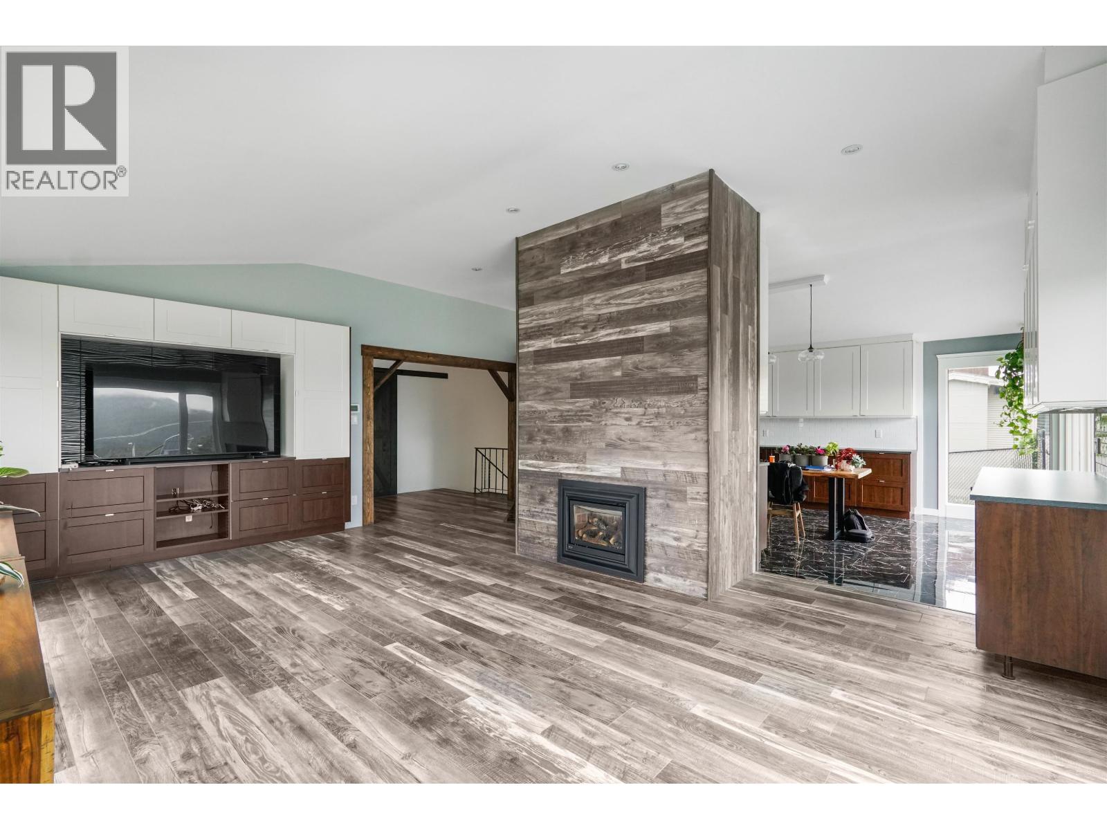 1457 Albatross Avenue, Kitimat, British Columbia  V8C 1P9 - Photo 8 - R3145507