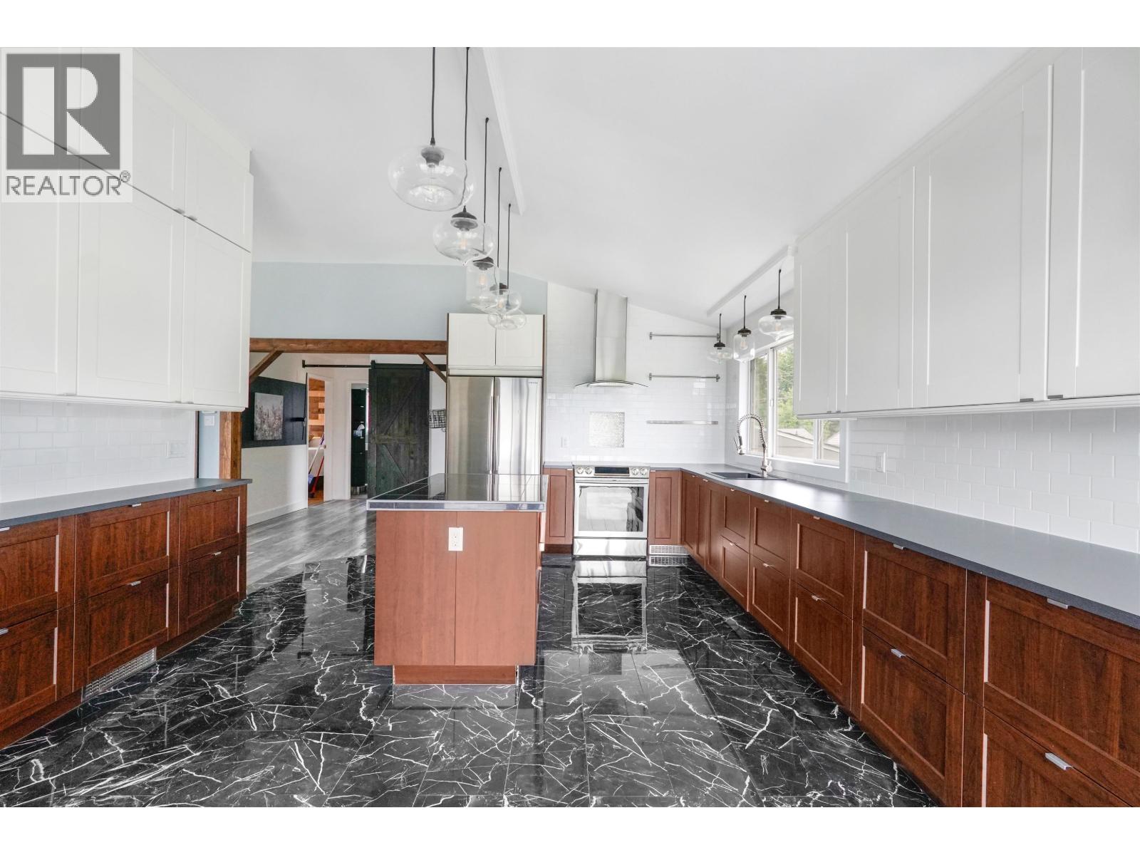 1457 Albatross Avenue, Kitimat, British Columbia  V8C 1P9 - Photo 13 - R3145507