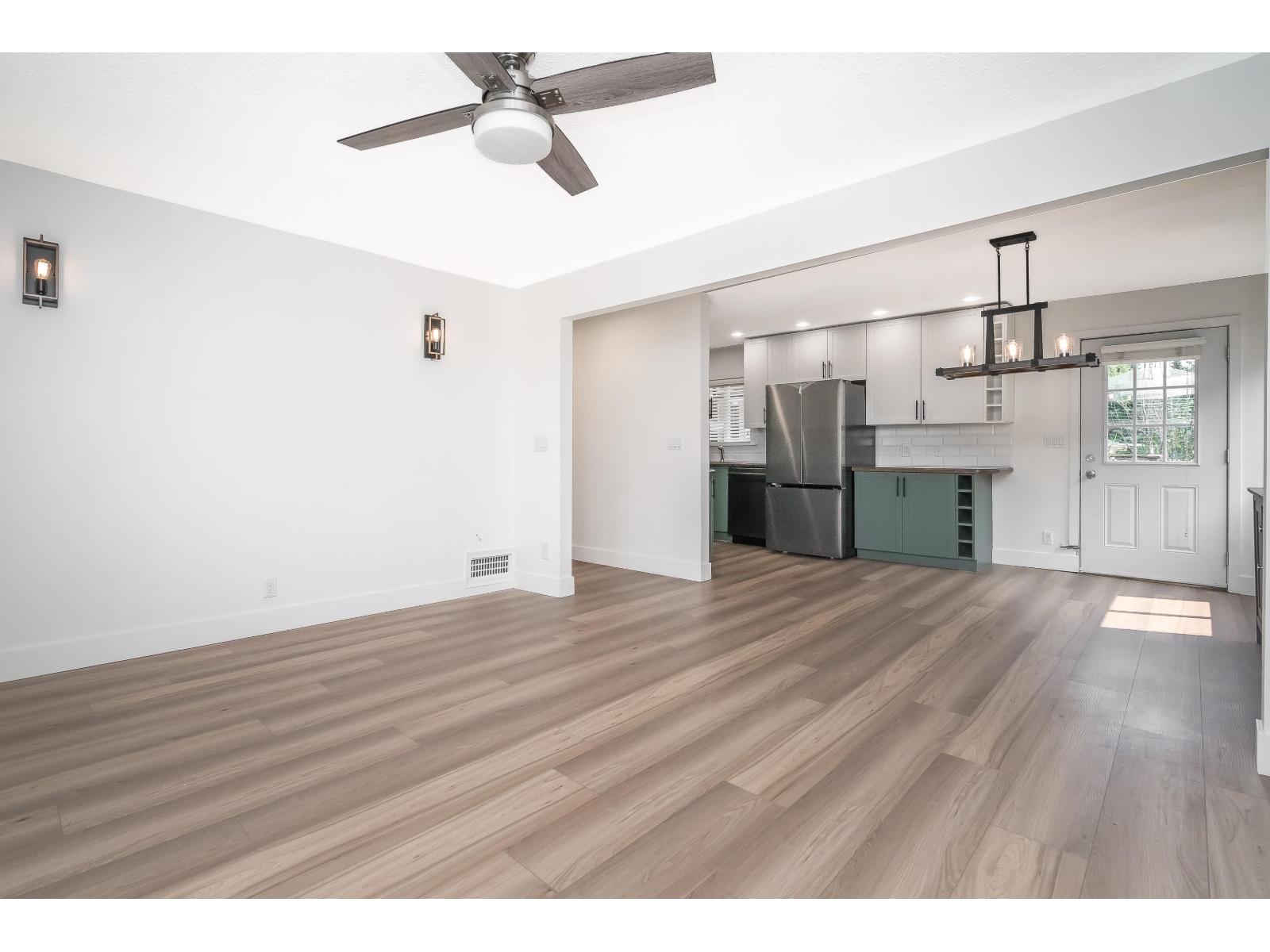 8364 Cade Barr Street, Mission, British Columbia  V2V 3Z8 - Photo 8 - R3153870