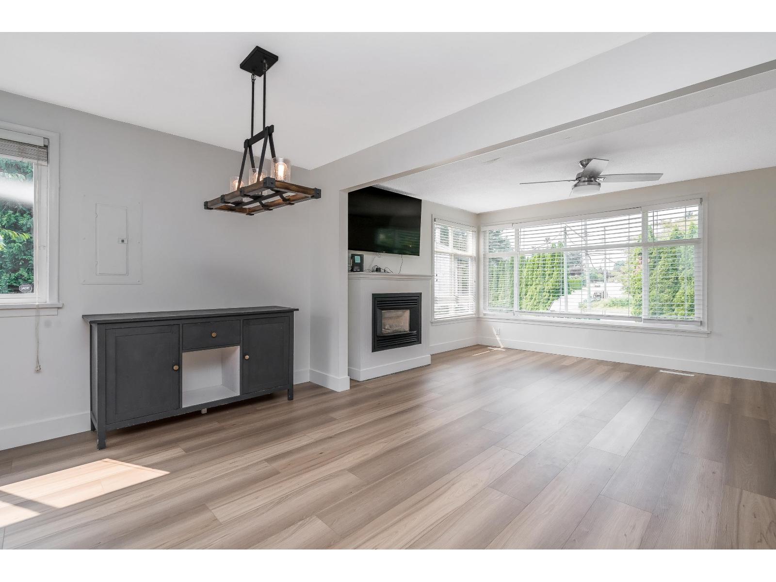 8364 Cade Barr Street, Mission, British Columbia  V2V 3Z8 - Photo 16 - R3153870