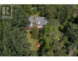 1042 HILLSIDE CRESCENT, Lake of Bays, Ontario