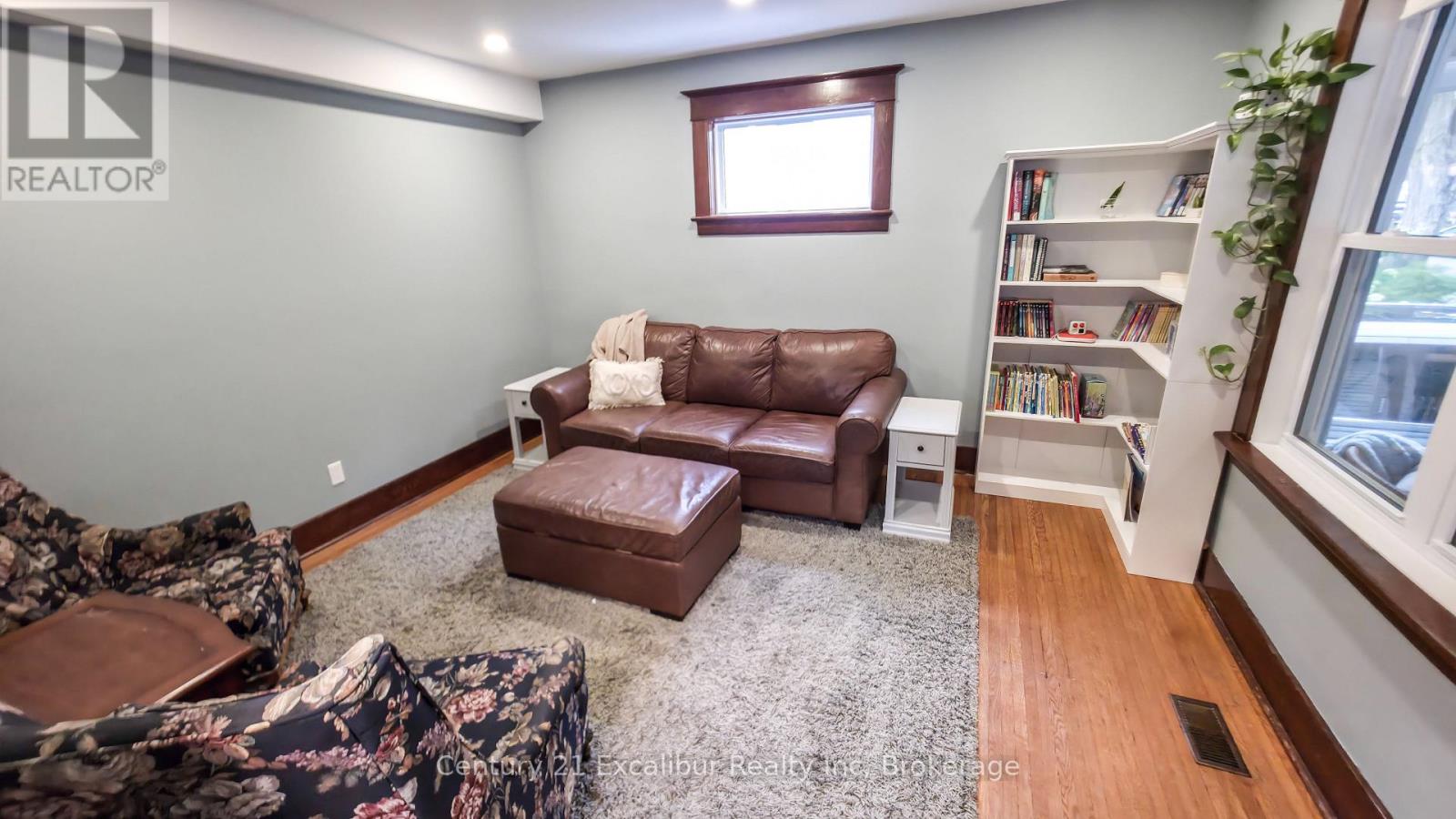 147 St George Street E, Centre Wellington, Ontario  N1M 1K2 - Photo 6 - X13657584