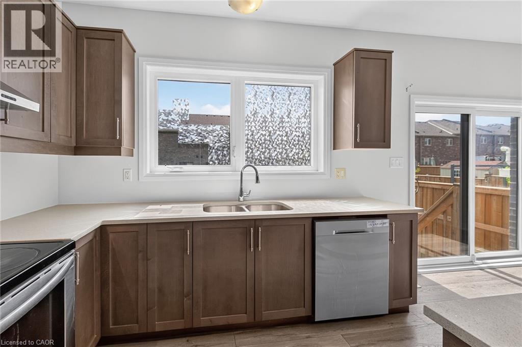 38 Jayla Lane, Smithville, Ontario  L0R 2A0 - Photo 17 - 40853437
