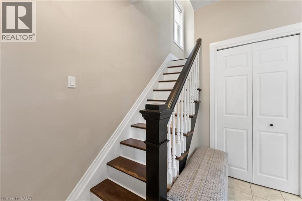 11 Primrose Avenue, Hamilton, Ontario  L8L 2K7 - Photo 15 - 40854608