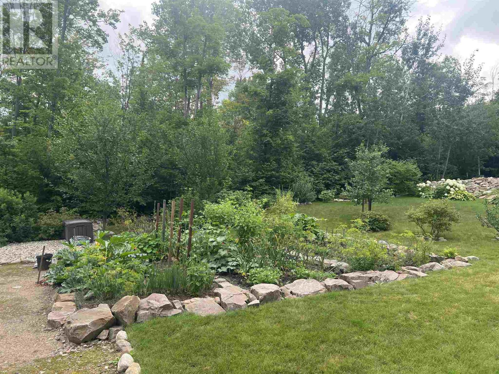 539 Leisure Bay Rd, Blind River, Ontario  P0R 1B0 - Photo 4 - SM260773