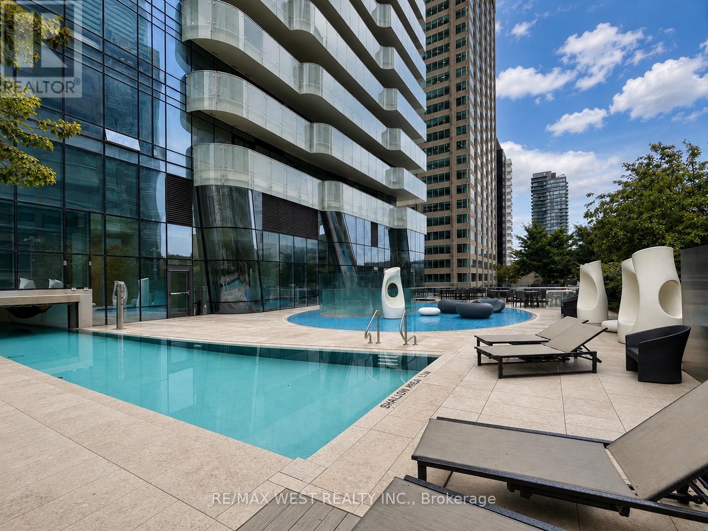 1007 - 1 Bloor Street E, Toronto, Ontario  M4W 0A8 - Photo 19 - C13657148
