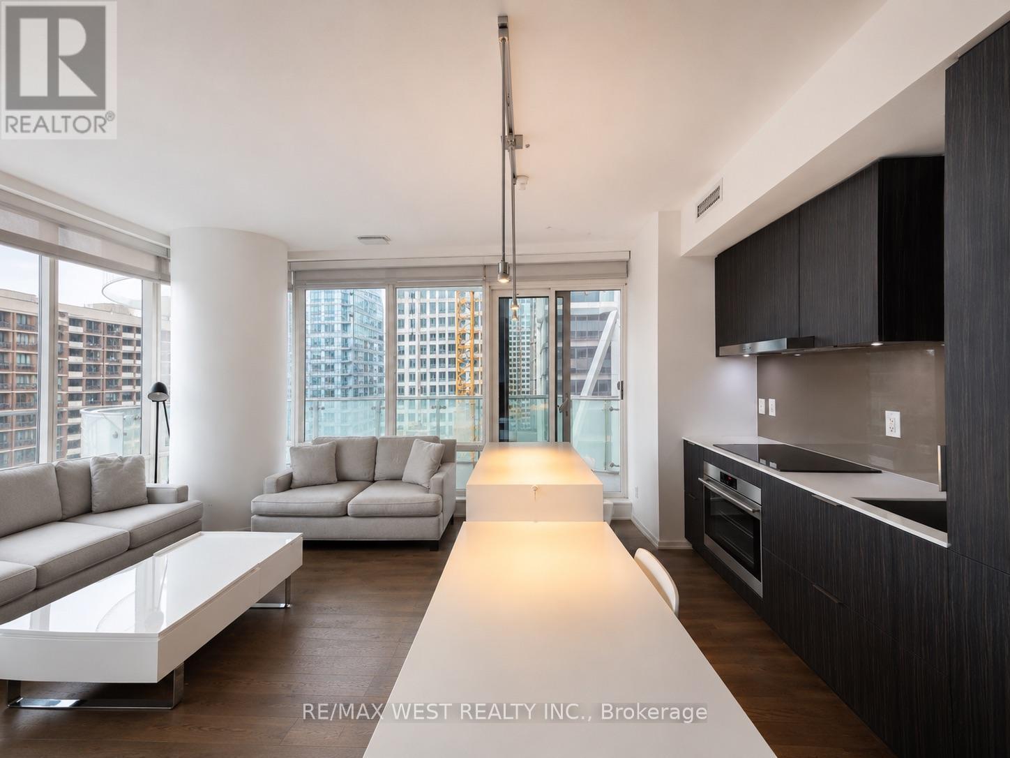 1007 - 1 Bloor Street E, Toronto, Ontario  M4W 0A8 - Photo 5 - C13657148