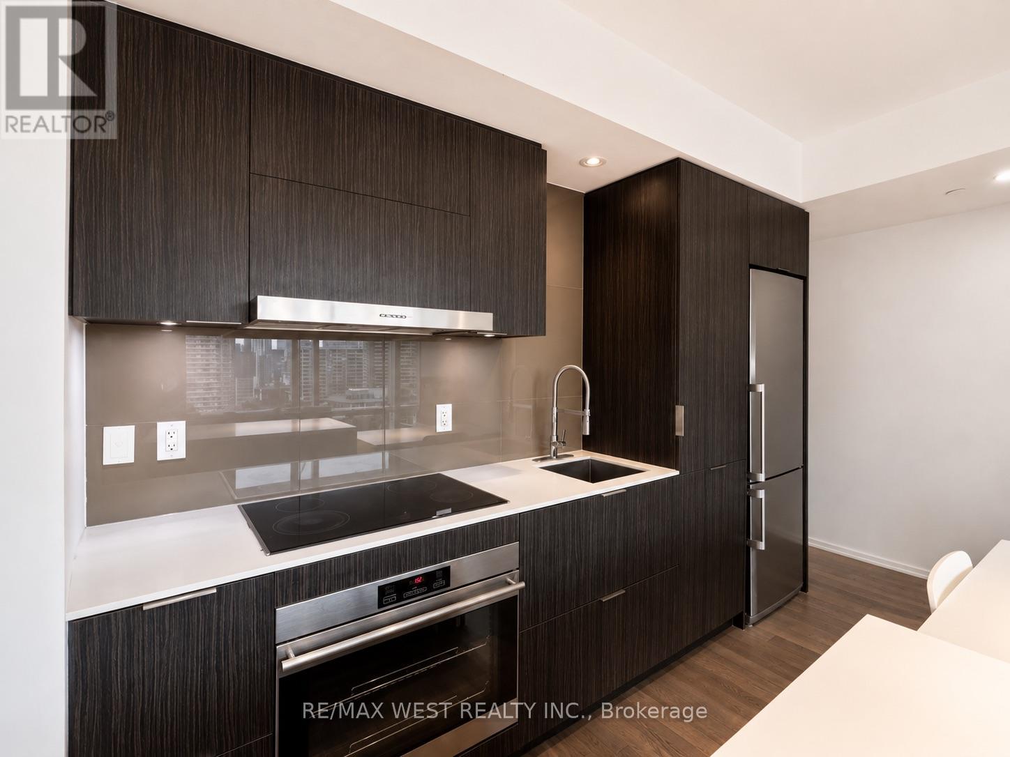 1007 - 1 Bloor Street E, Toronto, Ontario  M4W 0A8 - Photo 6 - C13657148
