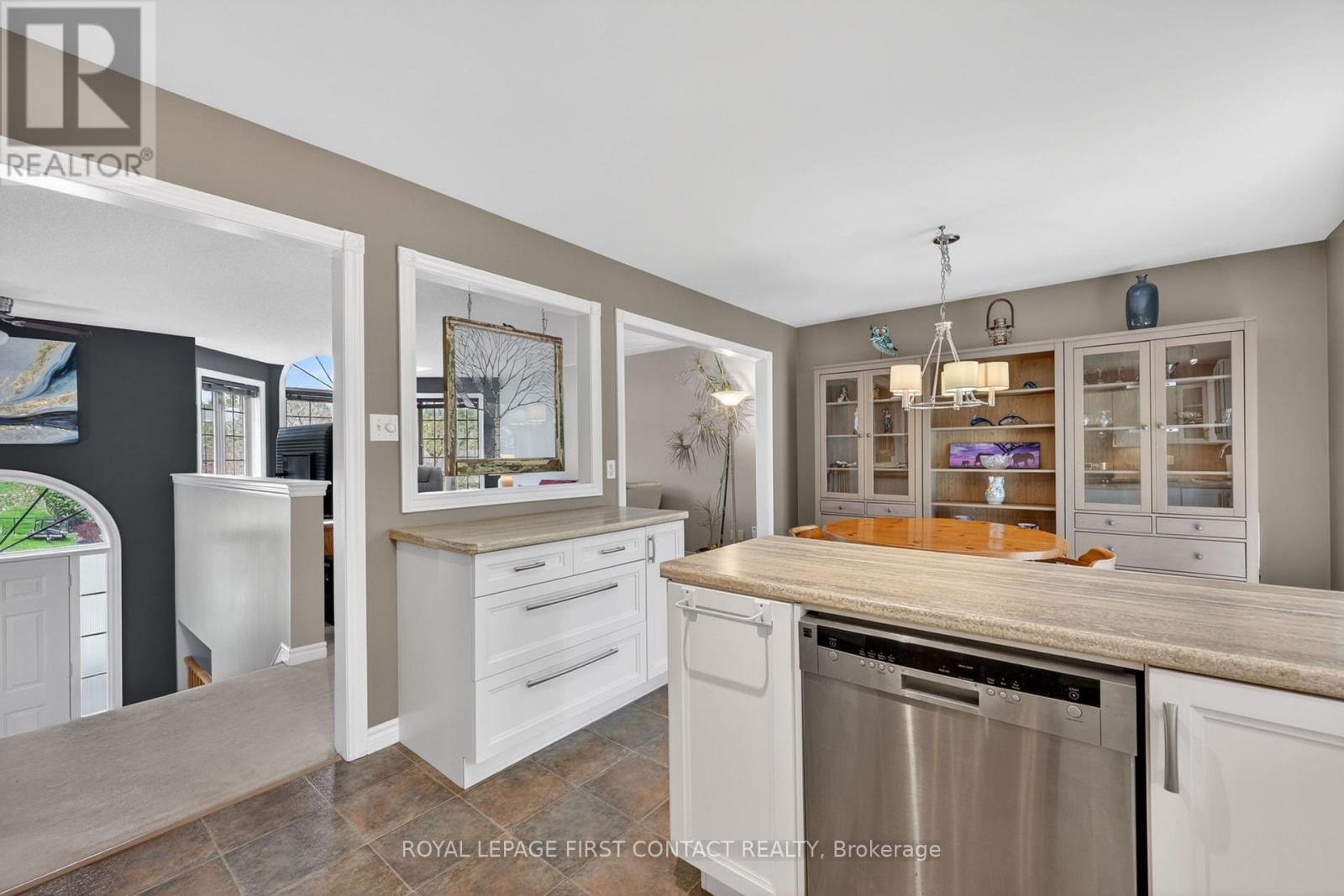 23 Mcfadden Drive, Springwater, Ontario  L0L 1V0 - Photo 13 - S13555066