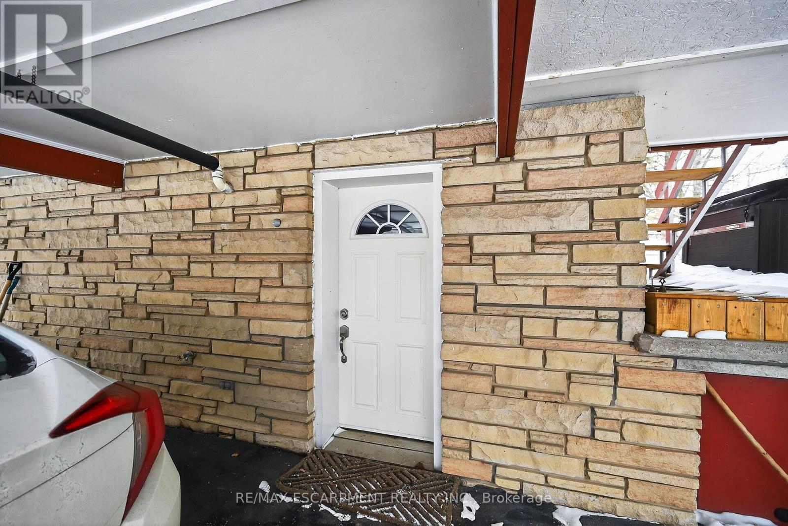1686 Old Brock Street, Norfolk, Ontario  N0E 1W0 - Photo 35 - X12755762