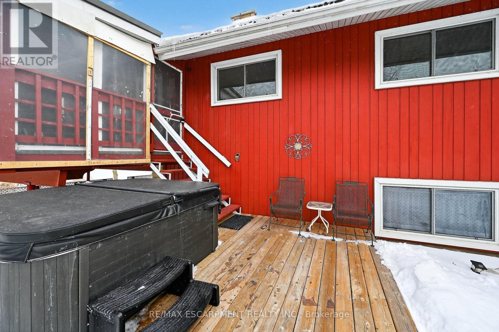 1686 Old Brock Street, Norfolk, Ontario  N0E 1W0 - Photo 39 - X12755762