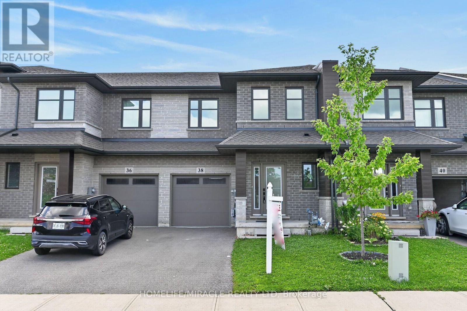 38 Jayla Lane, West Lincoln, Ontario  L0R 2A0 - Photo 2 - X13642464