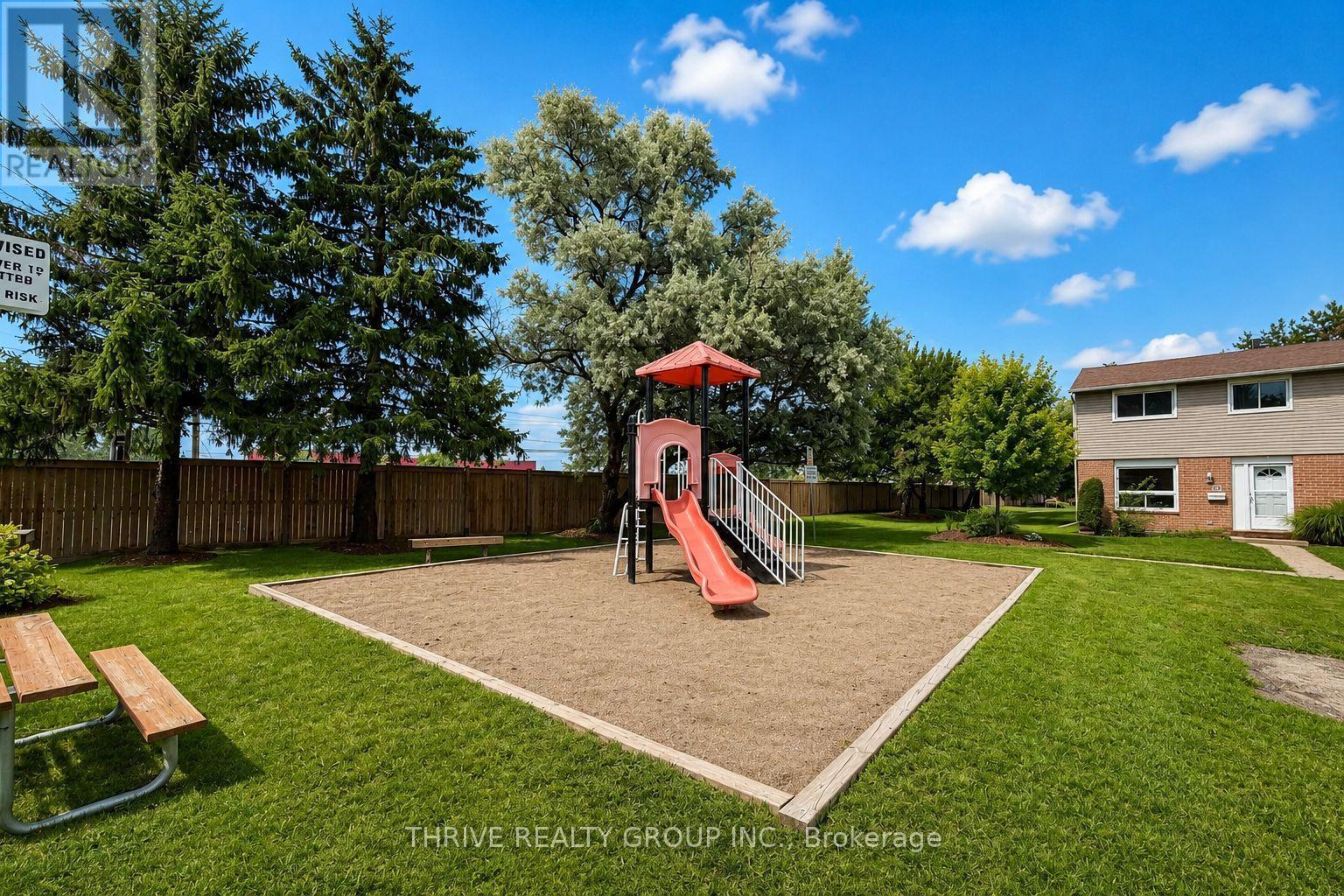 60 - 40 Tiffany Drive, London East, Ontario  N5V 3N3 - Photo 3 - X13657918