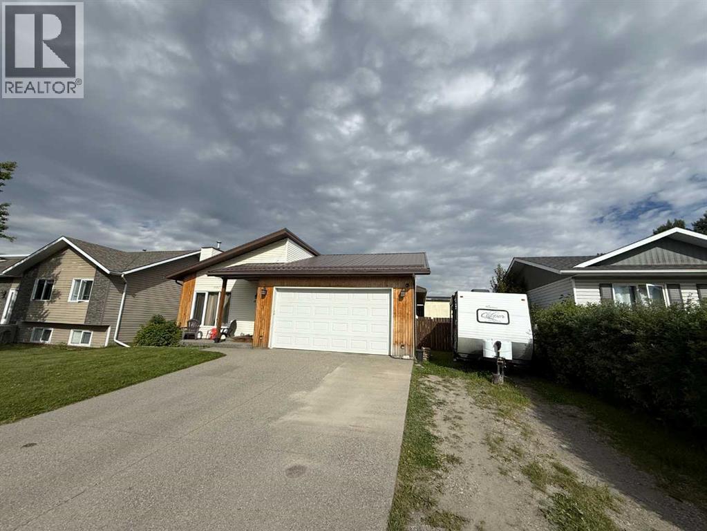 429 Collinge Road, Hinton, Alberta  T7V 1L1 - Photo 24 - A2327817