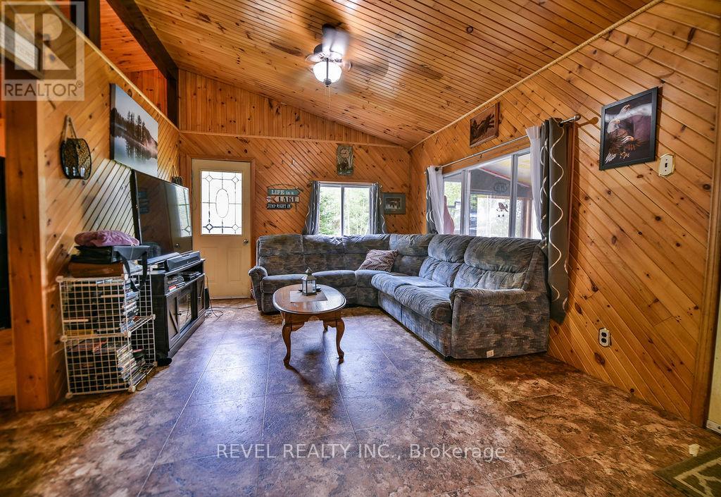 24 South End Access, Smooth Rock Falls, Ontario  P0L 2B0 - Photo 15 - T13657824