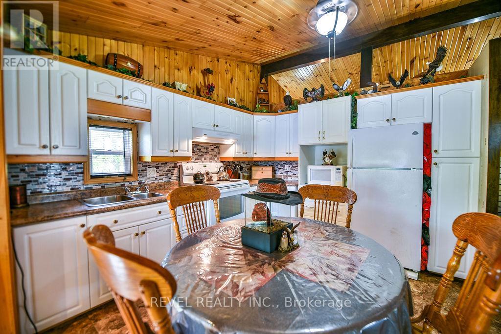 24 South End Access, Smooth Rock Falls, Ontario  P0L 2B0 - Photo 8 - T13657824