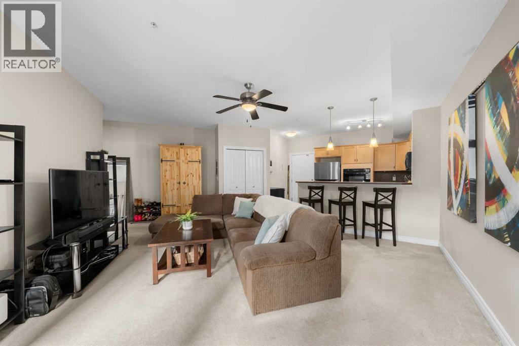 117, 60 Royal Oak Plaza NW, Calgary, Alberta T3G 0A7 - Photo 4 - A2298703
