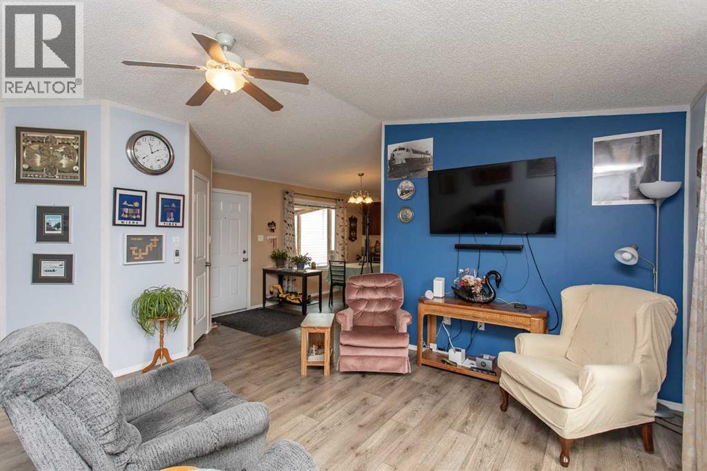 65, 15 Mackenzie Ranch Way, Lacombe, Alberta  T4L 0B4 - Photo 14 - A2331368