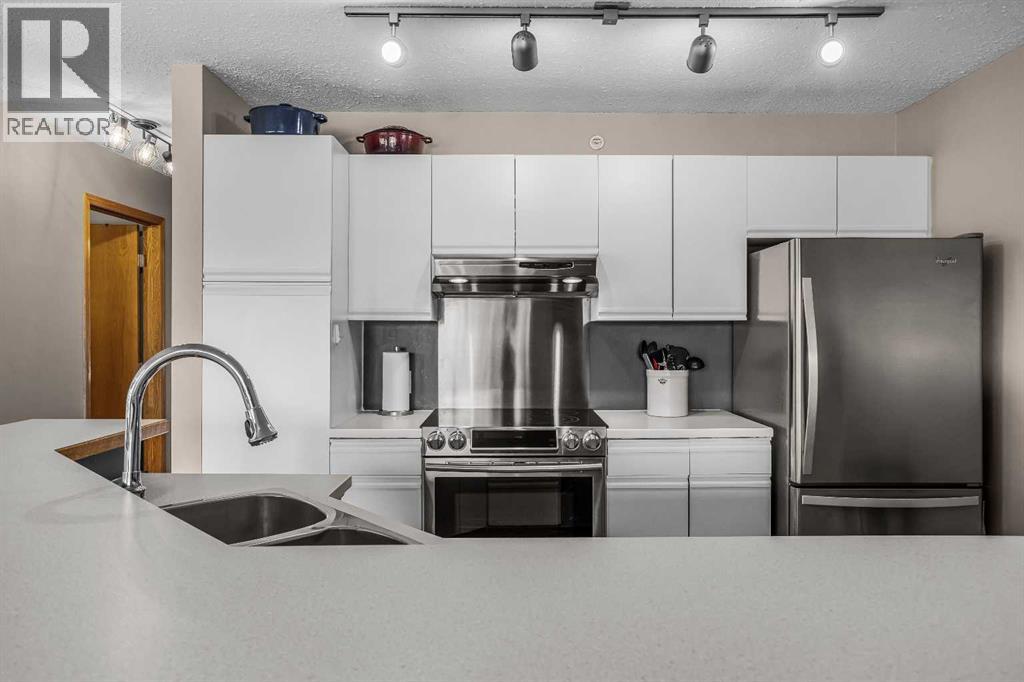 12, 9 Blackrock Crescent W, Canmore, Alberta T1W 1A2 - Photo 8 - A2310031