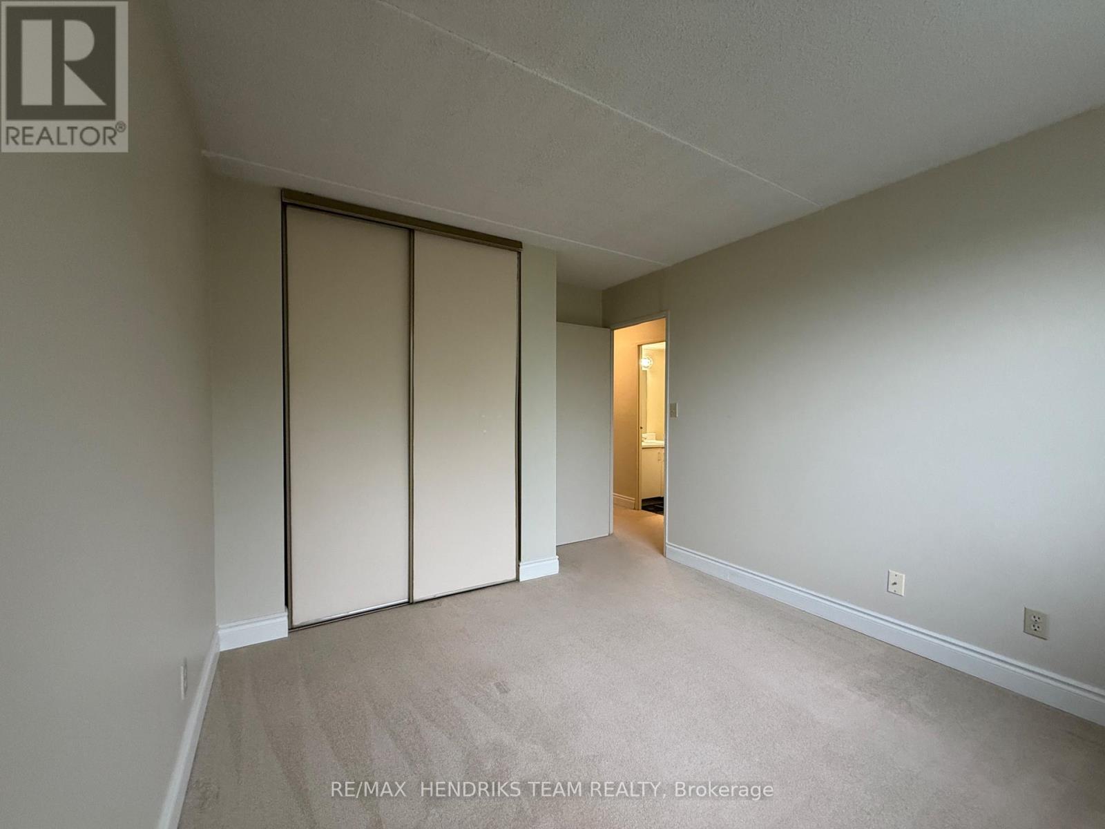 202 - 234 Oakdale Avenue, St. Catharines, Ontario  L2P 2K6 - Photo 7 - X13657798