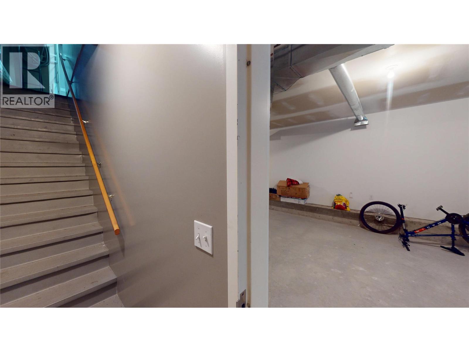 42 12th Avenue S, Cranbrook, British Columbia  V1C 2R7 - Photo 21 - 10397225