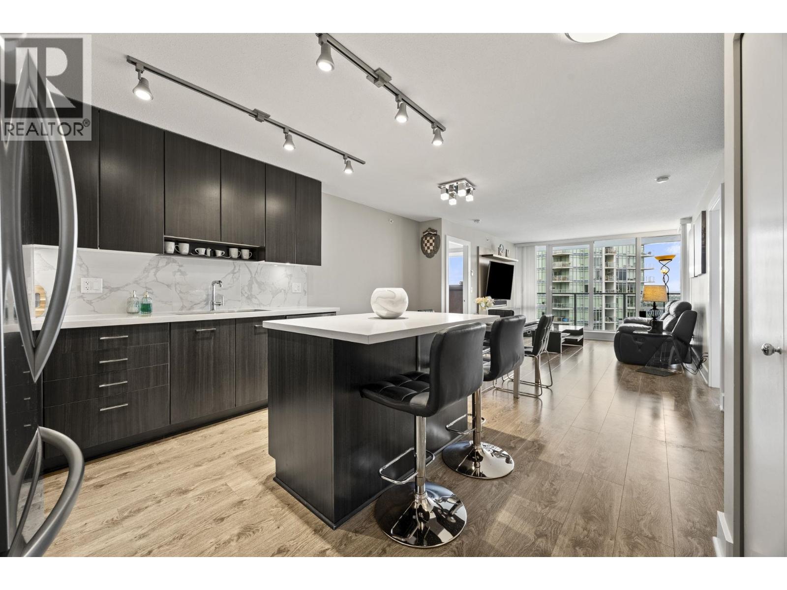 2205 4189 Halifax Street, Burnaby, British Columbia V5C 0H9 - Photo 4 - R3154074