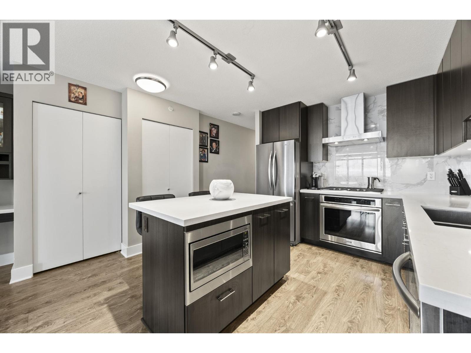 2205 4189 Halifax Street, Burnaby, British Columbia V5C 0H9 - Photo 9 - R3154074