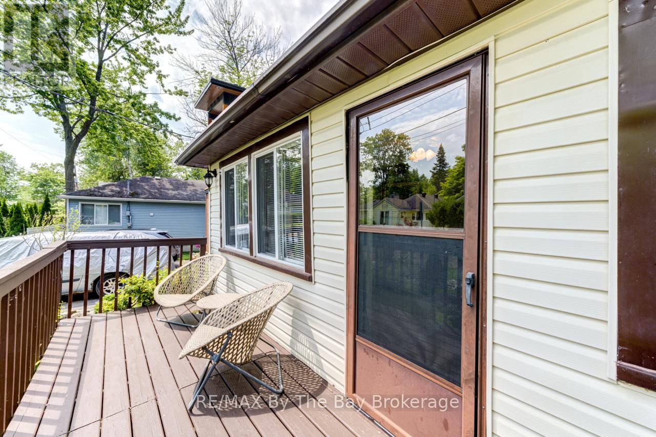 50 Balsam Street, Tiny, Ontario  L0L 1P1 - Photo 4 - S13657848