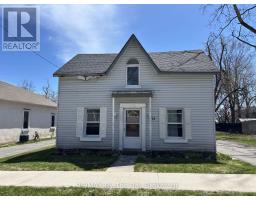 13 HENRY STREET, barrie (queen's park), Ontario